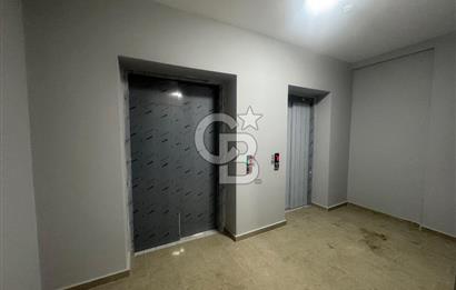 Millet bahçesi karşısı piazzaya yürüme mesfesi satılık 2+1 
