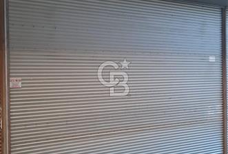 Urla Cuma pazarında satılık dükkan