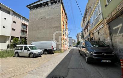 BAYRAKLI POSTACILAR’DA FERAH 2+1 SATILIK DAİRE 
