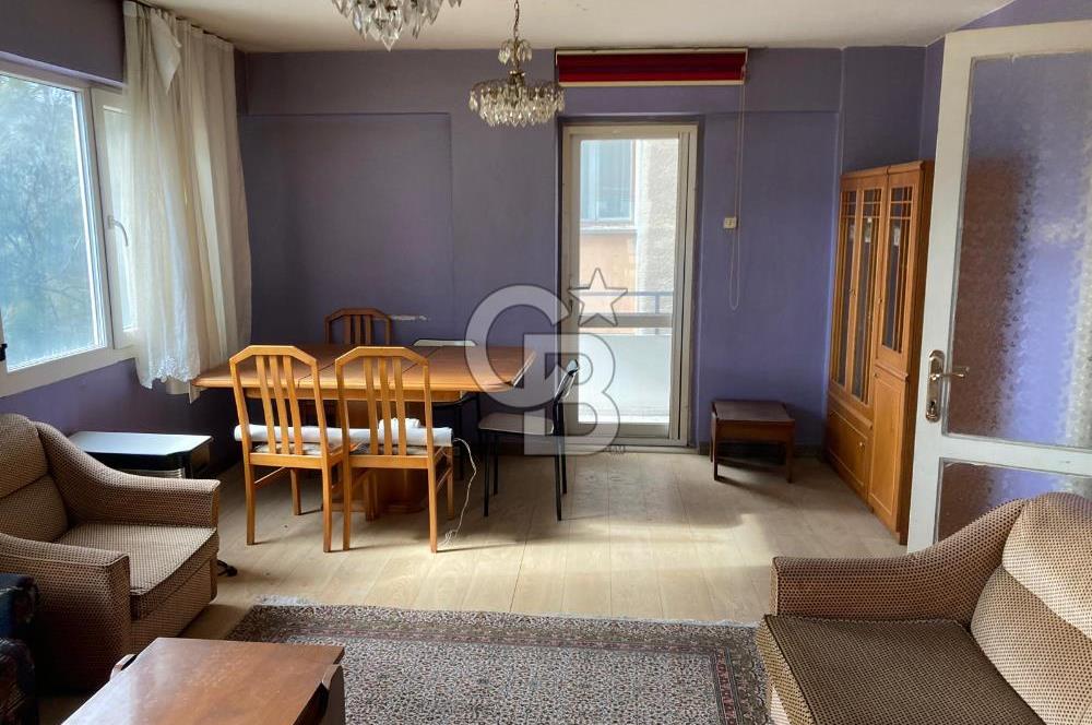 Kazım Dirik Mahallesinde Arakat Satılık 2+1 Daire