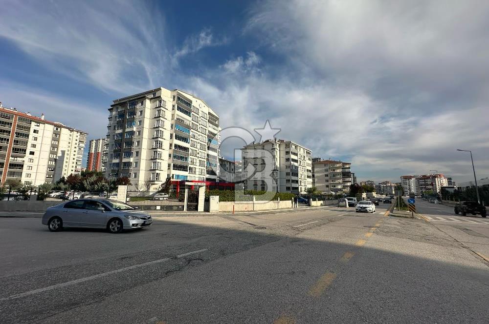 Batıkent Turgut Özal Mahallesinde Satılık 4+1 Daire
