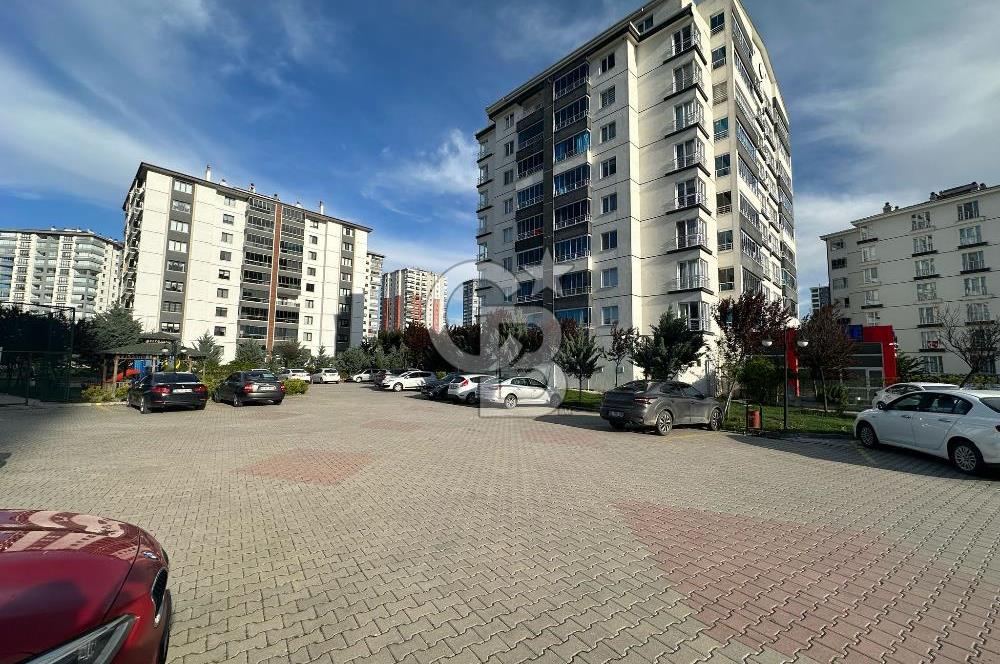 Batıkent Turgut Özal Mahallesinde Satılık 4+1 Daire