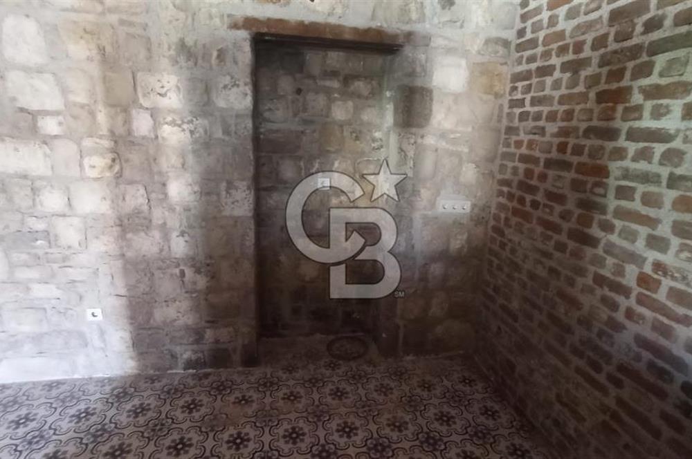 Urla Sanat Sokağına Yürüme Mesafesinde Restore Edilmiş Taş Ev