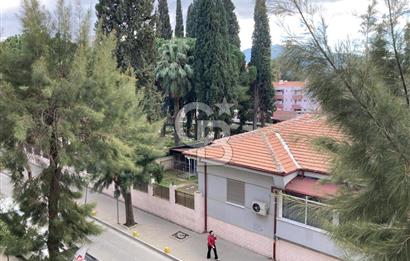 Kazım Dirik Mahallesinde Arakat Satılık 2+1 Daire