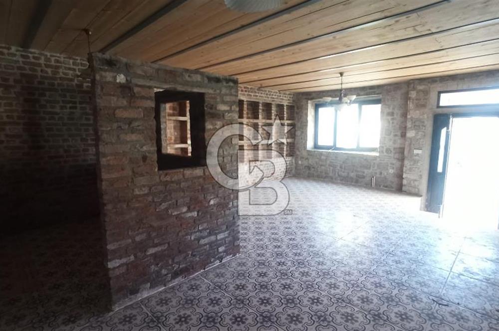 Urla Sanat Sokağına Yürüme Mesafesinde Restore Edilmiş Taş Ev