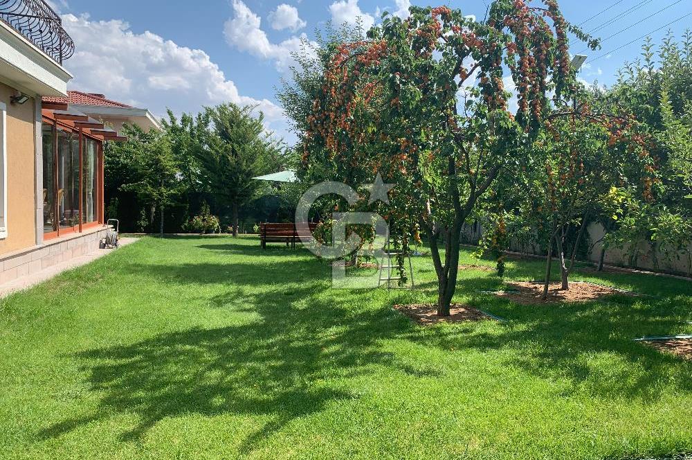 GÖLBAŞI BALLIKPINAR'DA MÜSTAKİL GENİŞ PEYJAŞLI 5+1 SATILIK VİLLA