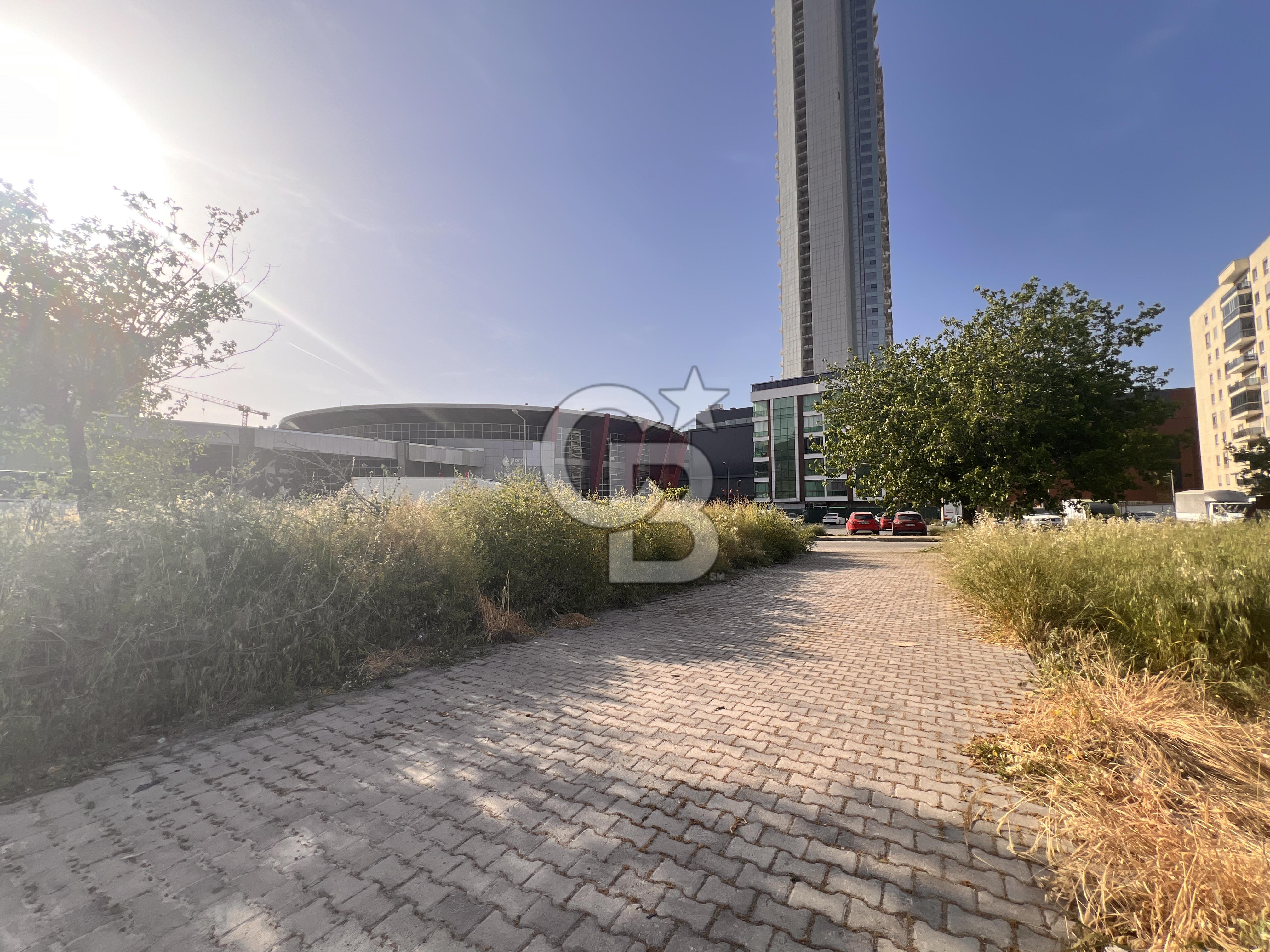 Bornova PointAvm Arkası Satılık Arsa