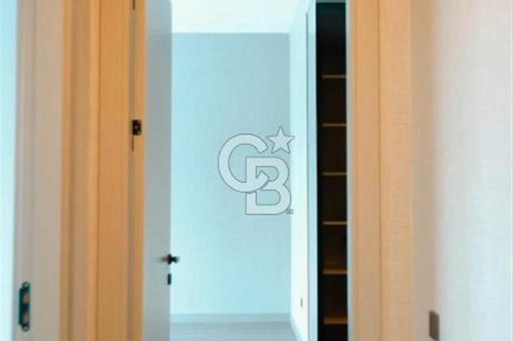 NATURA VADİ'DE A6 BLOK 28 KATTA SATILIK 4+1 DAİRE