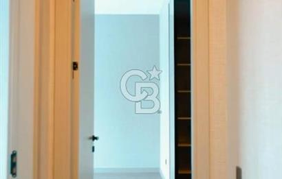 NATURA VADİ'DE A6 BLOK 28 KATTA SATILIK 4+1 DAİRE