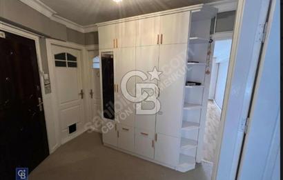 Güzelyalı Parkı'nın Yanında Sahile Yakın 3+1 Kiralık Daire