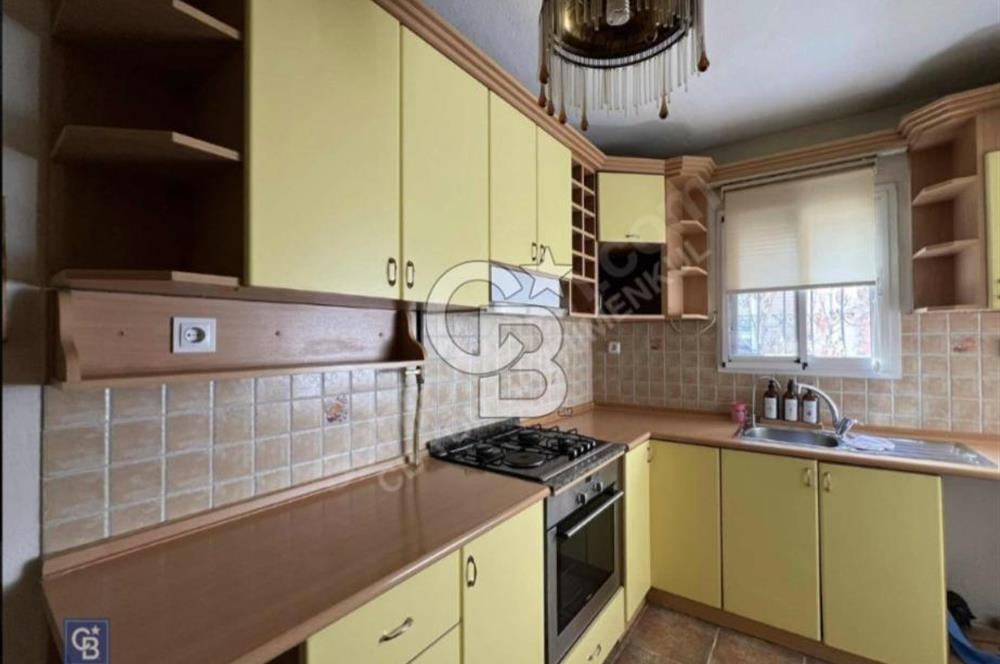 Güzelyalı Parkı'nın Yanında Sahile Yakın 3+1 Kiralık Daire