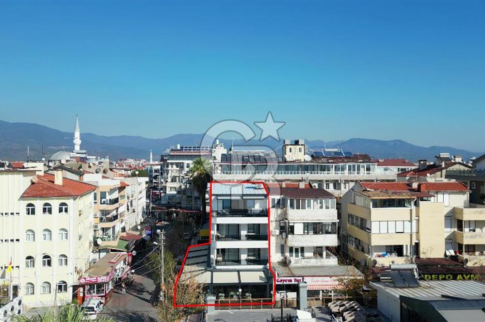 AKÇAY KORDON'DA PANORAMİK DENİZ MANZARALI  ÖZEL TASARIM GENİŞ 1+1 DAİRE