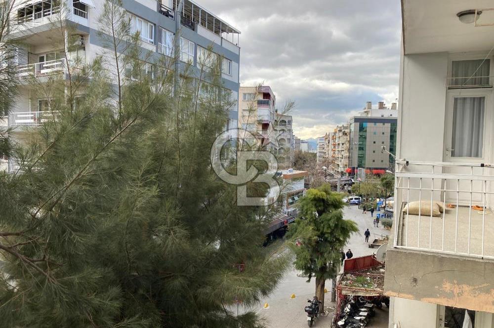Kazım Dirik Mahallesinde Arakat Satılık 2+1 Daire