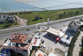 AYVALIK İZMİR YOLUNDA İŞLER KONUMDA BENZİNLİK + OTEL + RESTORAN