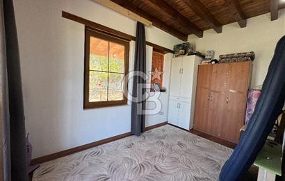 SELÇUK ŞİRİNCE’DE SATILIK DUBLEKS AHŞAP EVLİ MÜSTAKİL TARLA