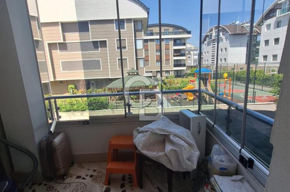 KONYAALTI/UNCALI KONAKLAR BÖLGESİNDE 4+1 HAVUZLU KİRALIK DAİRE