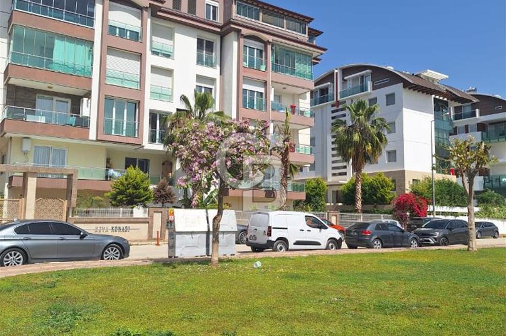 KONYAALTI/UNCALI KONAKLAR BÖLGESİNDE 4+1 HAVUZLU KİRALIK DAİRE