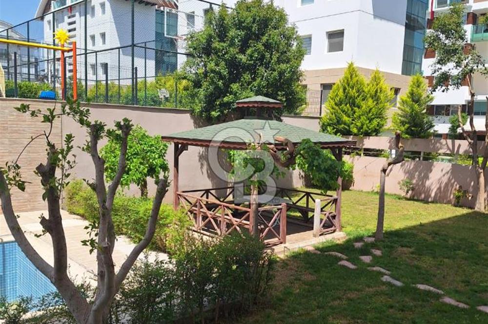 KONYAALTI/UNCALI KONAKLAR BÖLGESİNDE 4+1 HAVUZLU KİRALIK DAİRE