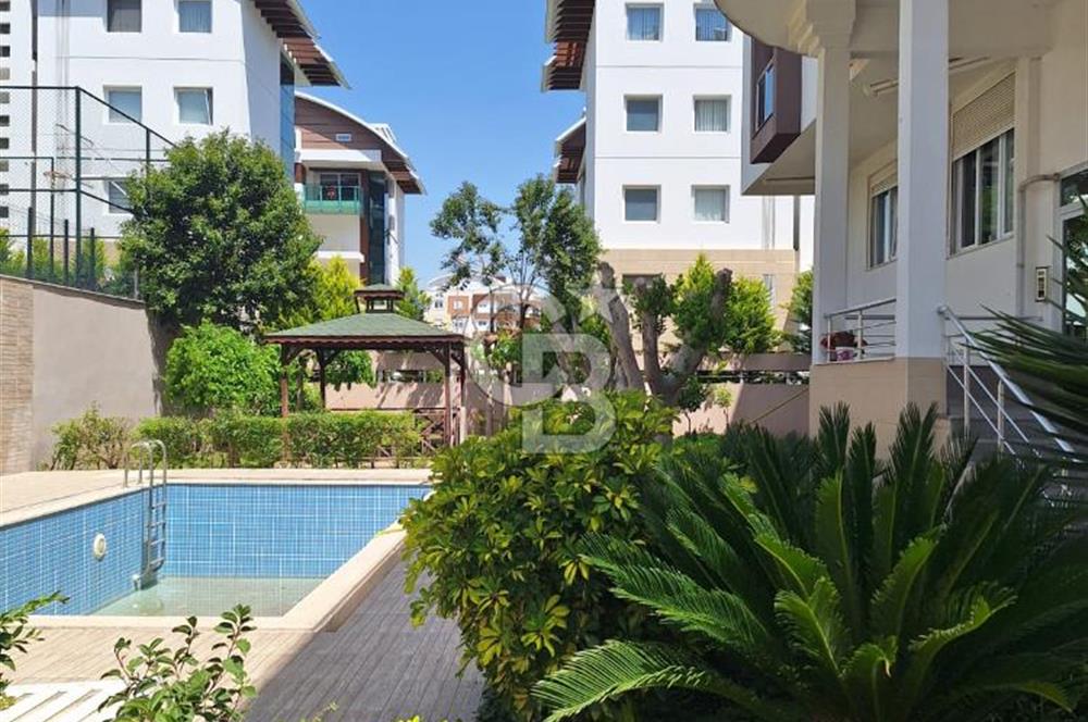 KONYAALTI/UNCALI KONAKLAR BÖLGESİNDE 4+1 HAVUZLU KİRALIK DAİRE