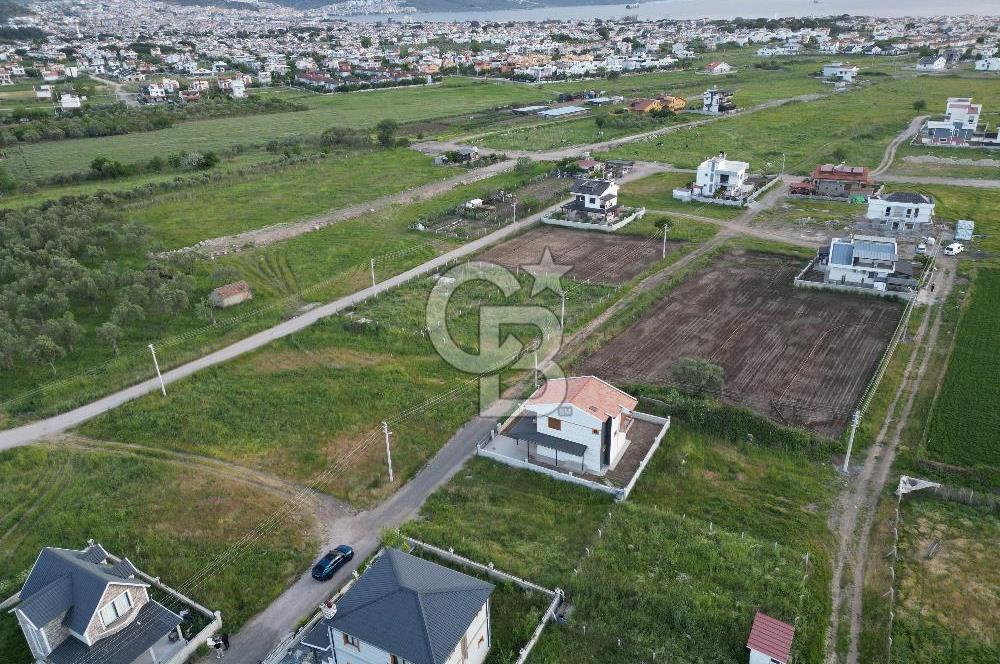 ACİL!! DİKİLİNİN EN GÖZDE BÖLGESİNDE MÜSTAKİL VİLLA İMARLI ARSA!