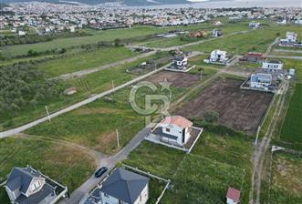 ACİL!! DİKİLİNİN EN GÖZDE BÖLGESİNDE MÜSTAKİL VİLLA İMARLI ARSA!