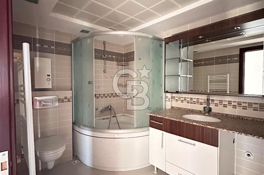 İzmir Narlıderede Site İçerisinde  Deniz - Körfez Manzaralı Satılık 3+1 Daire 
