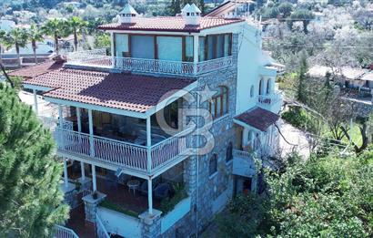 Marmaris Selimiye de 1250m2 Arsa İçerisinde Satılık Eşyalı Villa