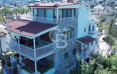 Marmaris Selimiye de 1250m2 Arsa İçerisinde Satılık Eşyalı Villa