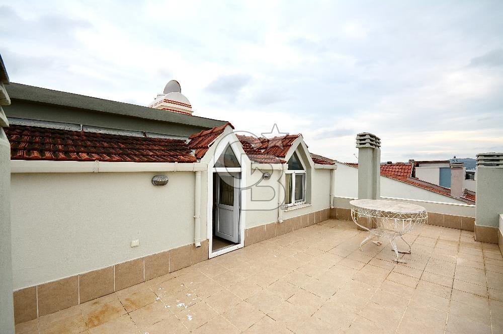 Urla Kalabak'ta Satılık 5+1 Müstakil Villa