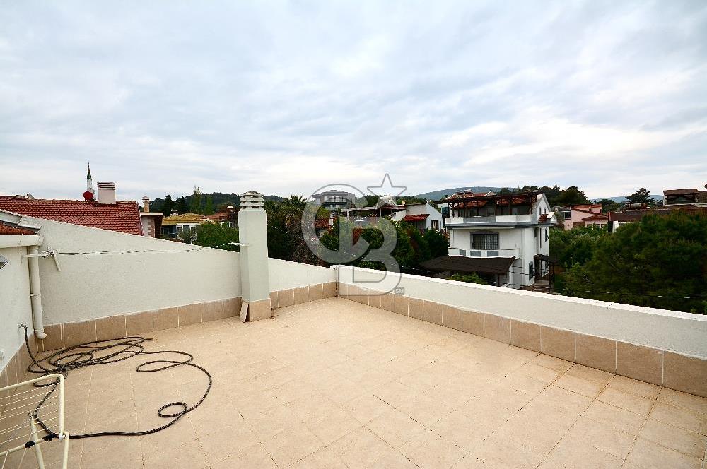 Urla Kalabak'ta Satılık 5+1 Müstakil Villa