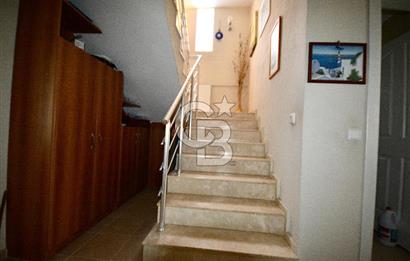 Urla Kalabak'ta Satılık 5+1 Müstakil Villa