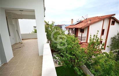 Urla Kalabak'ta Satılık 5+1 Müstakil Villa