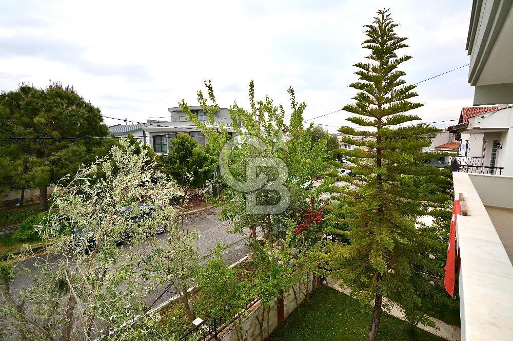 Urla Kalabak'ta Satılık 5+1 Müstakil Villa