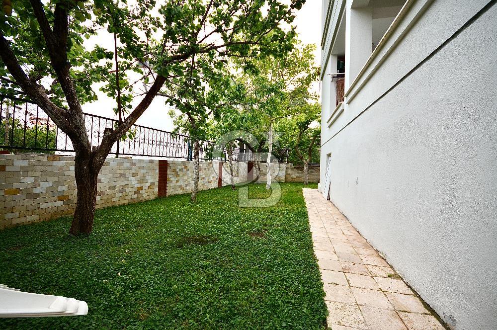 Urla Kalabak'ta Satılık 5+1 Müstakil Villa