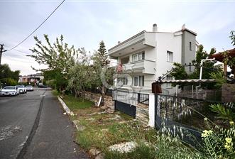 Urla Kalabak'ta Satılık 5+1 Müstakil Villa
