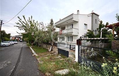 Urla Kalabak'ta Satılık 5+1 Müstakil Villa