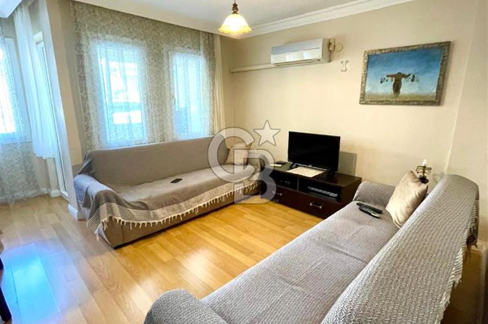 ESKİ FOÇA MERKEZDE DENİZE YÜRÜME MESAFESİ BAKIMLI SATILIK DAİRE