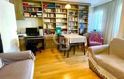 ESKİ FOÇA MERKEZDE DENİZE YÜRÜME MESAFESİ BAKIMLI SATILIK DAİRE