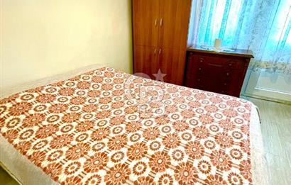 ESKİ FOÇA MERKEZDE DENİZE YÜRÜME MESAFESİ BAKIMLI SATILIK DAİRE