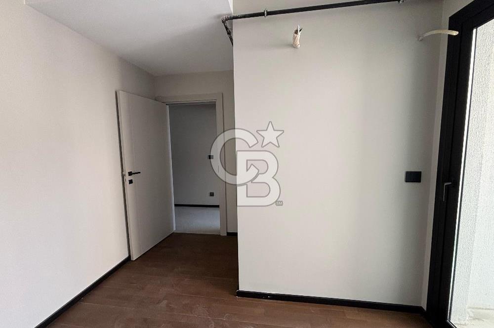 CB Yalı'dan Alsancak Cumhuriyet Blv. üzerinde Satılık 3+1 Daire