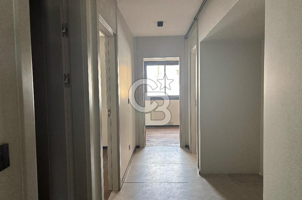 CB Yalı'dan Alsancak Cumhuriyet Blv. üzerinde Satılık 3+1 Daire