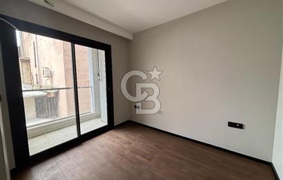 CB Yalı'dan Alsancak Cumhuriyet Blv. üzerinde Satılık 3+1 Daire