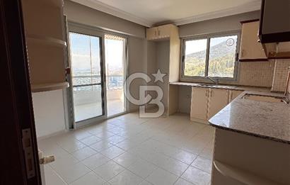 İzmir Narlıderede Site İçerisinde  Deniz - Körfez Manzaralı Satılık 3+1 Daire 