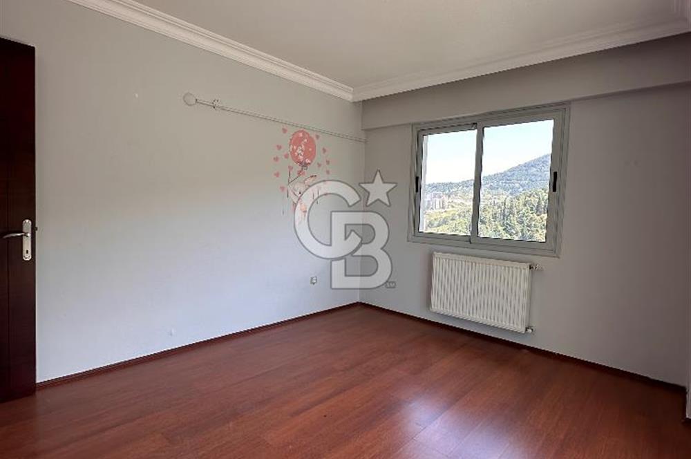 İzmir Narlıderede Site İçerisinde  Deniz - Körfez Manzaralı Satılık 3+1 Daire 