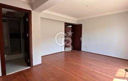 İzmir Narlıderede Site İçerisinde  Deniz - Körfez Manzaralı Satılık 3+1 Daire 