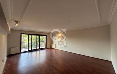 Bornova Evka-3 Özveri Sitesi’nde Ferah Ve Park Manzaralı  3+1 Satılık Daire 