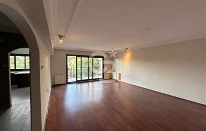 Bornova Evka-3 Özveri Sitesi’nde Ferah Ve Park Manzaralı  3+1 Satılık Daire 
