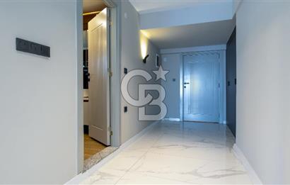 AKÇAY KORDON'DA PANORAMİK DENİZ MANZARALI  ÖZEL TASARIM GENİŞ 1+1 DAİRE