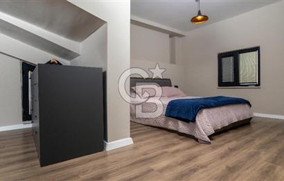 AKÇAY KORDON'DA PANORAMİK DENİZ MANZARALI  ÖZEL TASARIM GENİŞ 1+1 DAİRE