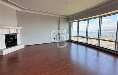 İzmir Narlıderede Site İçerisinde  Deniz - Körfez Manzaralı Satılık 3+1 Daire 